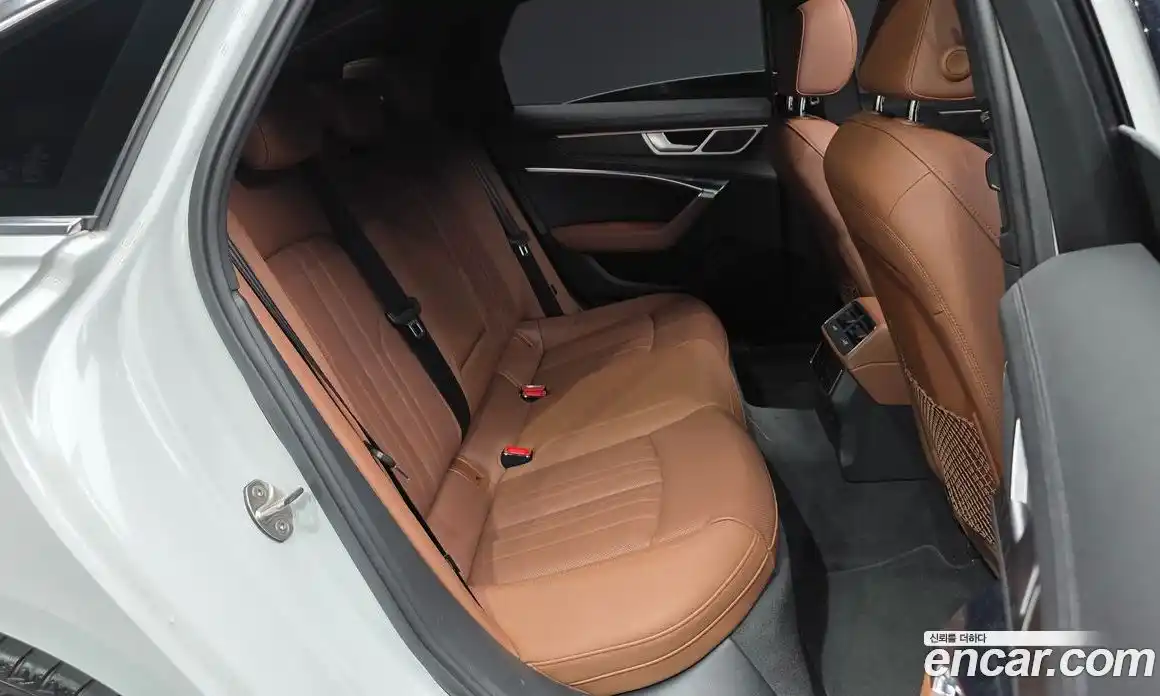 Audi A6 2023 2.0 Автомат в Москве № 229938, фото 20