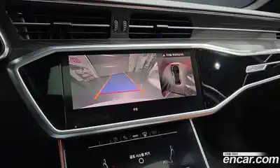 Audi A6 2023 2.0 Автомат в Москве № 229938, миниатюра 3