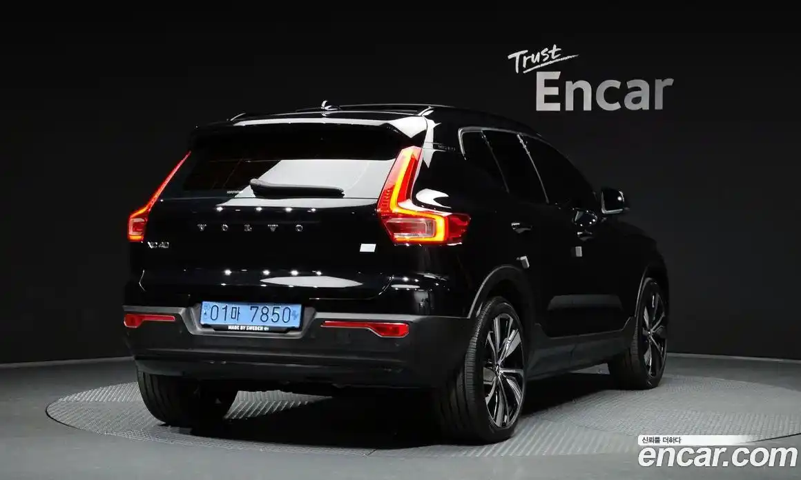 Volvo XC40 2022 0.2 Автомат в Москве № 230472, фото 9