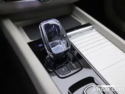 Volvo XC60 2026 2.0 Автомат в Москве № 230780, миниатюра 12