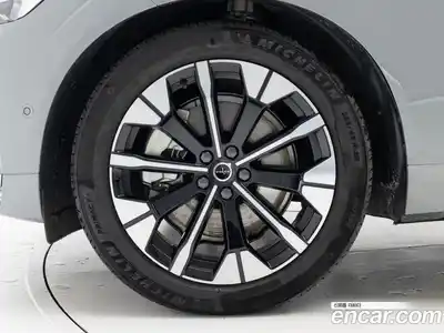 Volvo XC60 2026 2.0 Автомат в Москве № 230780, миниатюра 6