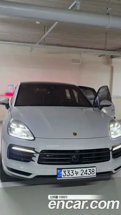 Porsche Cayenne 2023 3.0 Автомат в Москве № 231048, фото 3