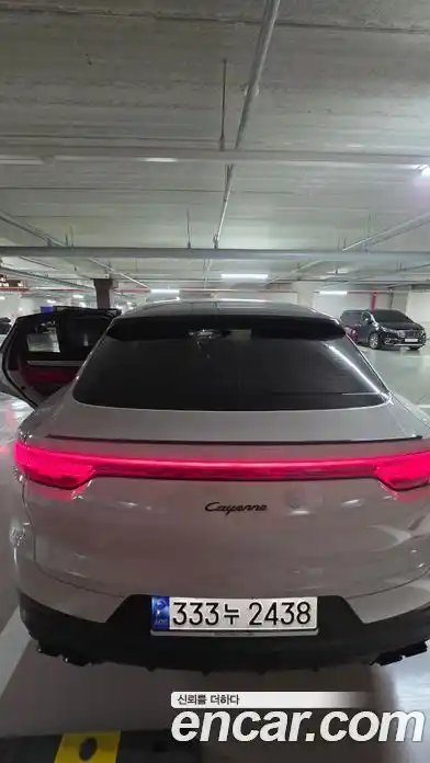 Porsche Cayenne 2023 3.0 Автомат в Москве № 231048, миниатюра 5