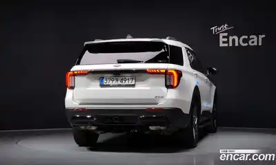 Ford Explorer 2025 2.3 Автомат в Москве № 233185, миниатюра 4