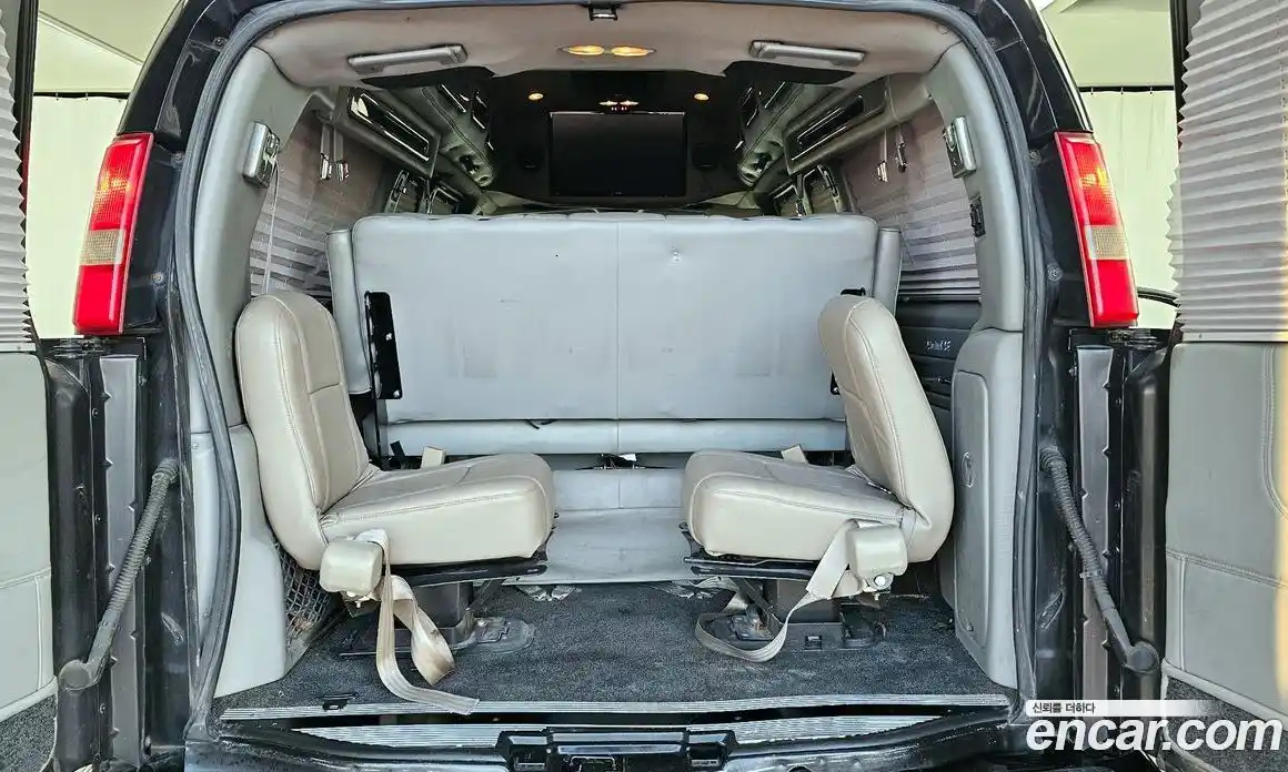 Chevrolet Express Van 2014 5.3 Автомат в Москве № 235301, фото 20