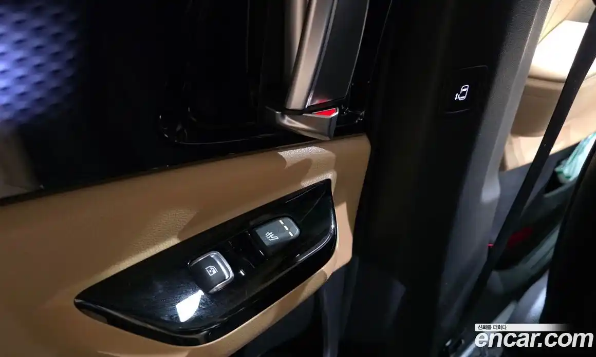 Kia Canival 2023 3.5 Автомат в Москве № 249500, фото 4