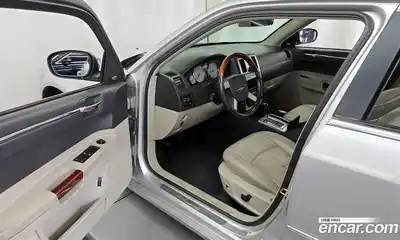 Chrysler 300C 2006 3.0 Автомат в Москве № 256775, миниатюра 10