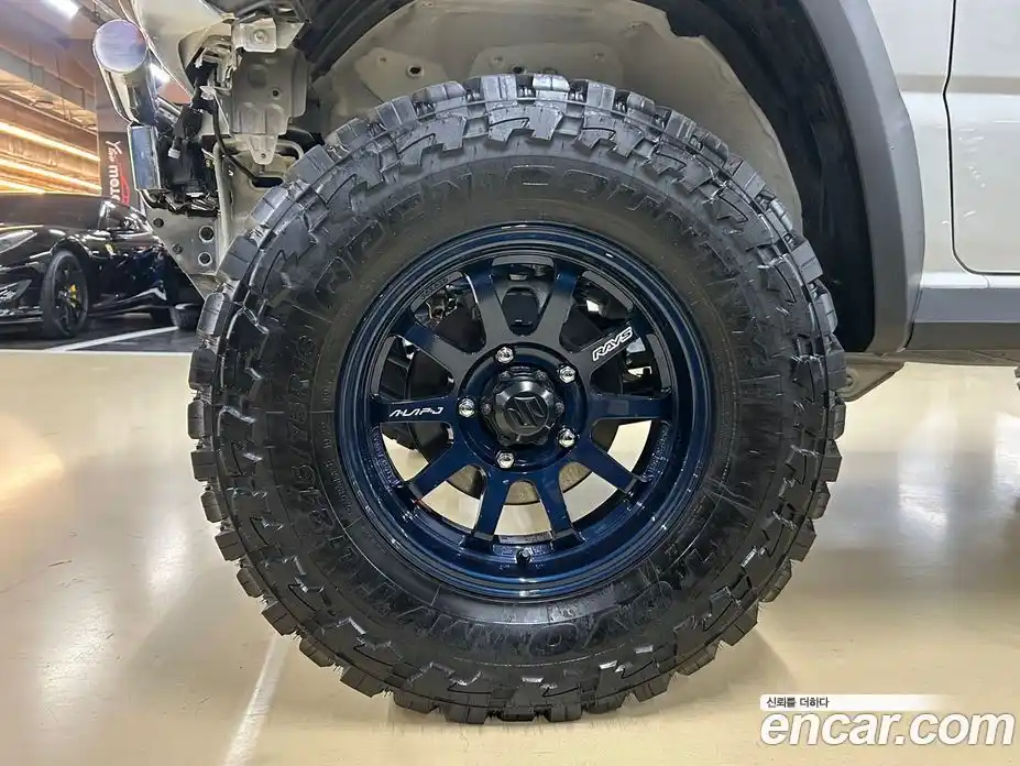 Suzuki Jimny 2023 1.5 Автомат в Москве № 257797, фото 8