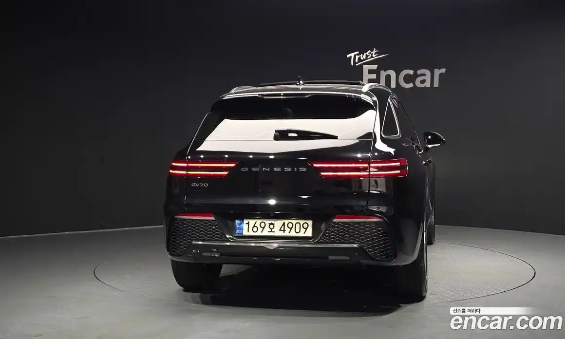 Genesis GV70 2022 2.2 Автомат в Москве № 25792, фото 15