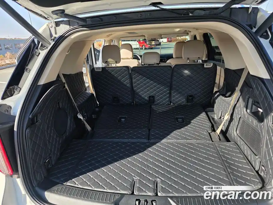 Ford Explorer 2023 2.3 Автомат в Москве № 273483, фото 18