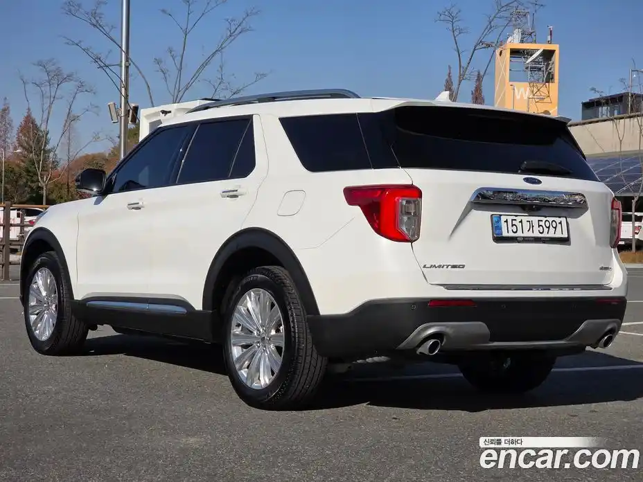 Ford Explorer 2023 2.3 Автомат в Москве № 273483, фото 3