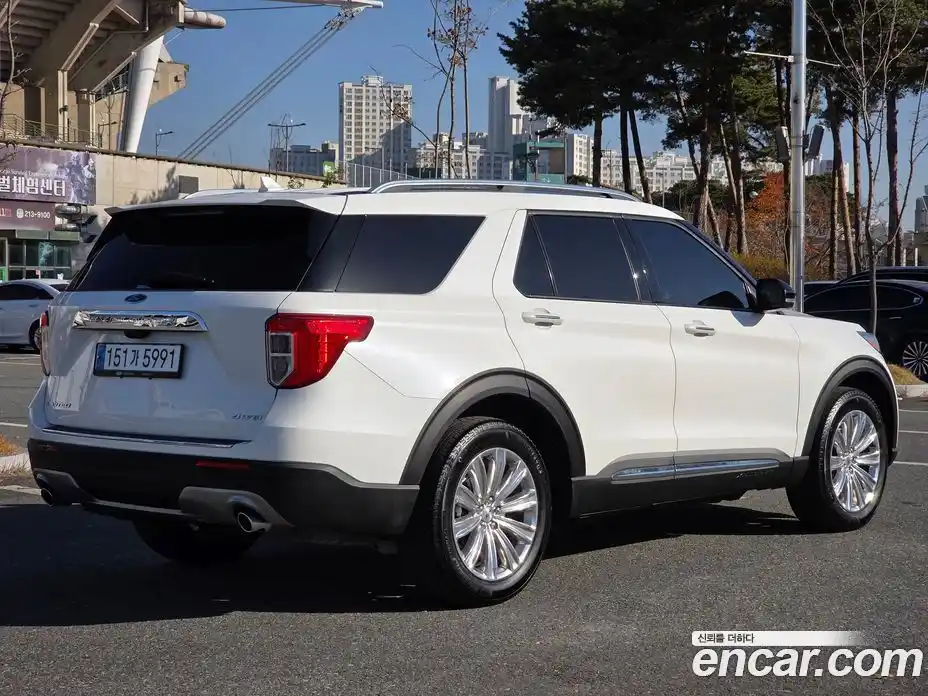 Ford Explorer 2023 2.3 Автомат в Москве № 273483, фото 4