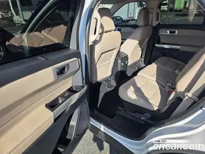 Ford Explorer 2023 2.3 Автомат в Москве № 273483, миниатюра 8