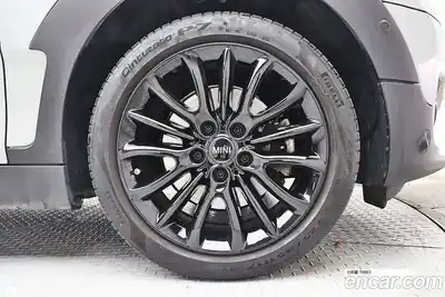 Mini Clubman 2024 1.5 Автомат в Москве № 274044, миниатюра 7