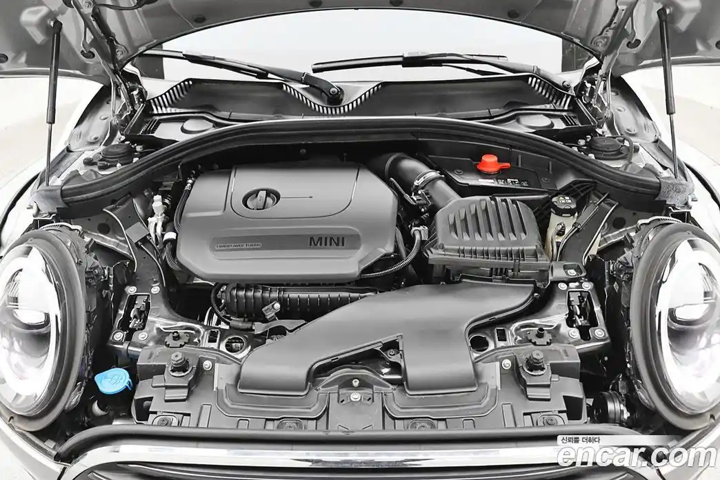 Mini Clubman 2024 1.5 Автомат в Москве № 274044, фото 9