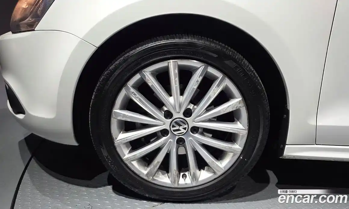 Volkswagen Jetta 2014 1.6 Автомат в Москве № 277075, фото 20