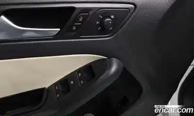 Volkswagen Jetta 2014 1.6 Автомат в Москве № 277075, миниатюра 6