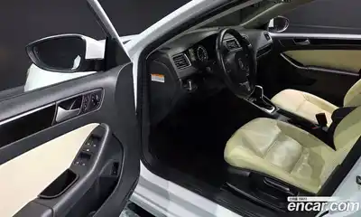 Volkswagen Jetta 2014 1.6 Автомат в Москве № 277075, миниатюра 9