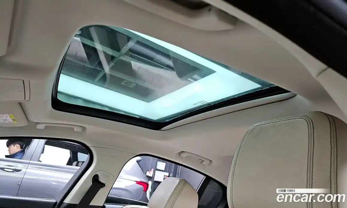 Jaguar XE 2016 2.0 Автомат в Москве № 304988, фото 12