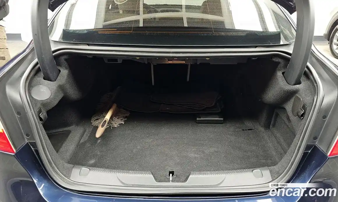 Jaguar XE 2016 2.0 Автомат в Москве № 304988, фото 13