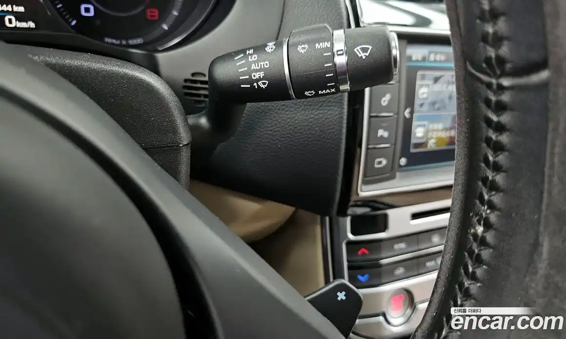 Jaguar XE 2016 2.0 Автомат в Москве № 304988, фото 4