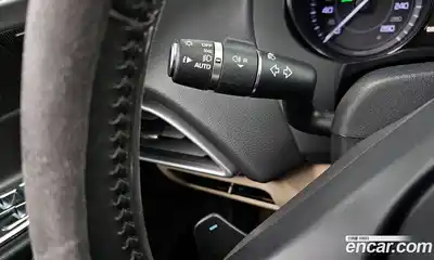 Jaguar XE 2016 2.0 Автомат в Москве № 304988, миниатюра 10