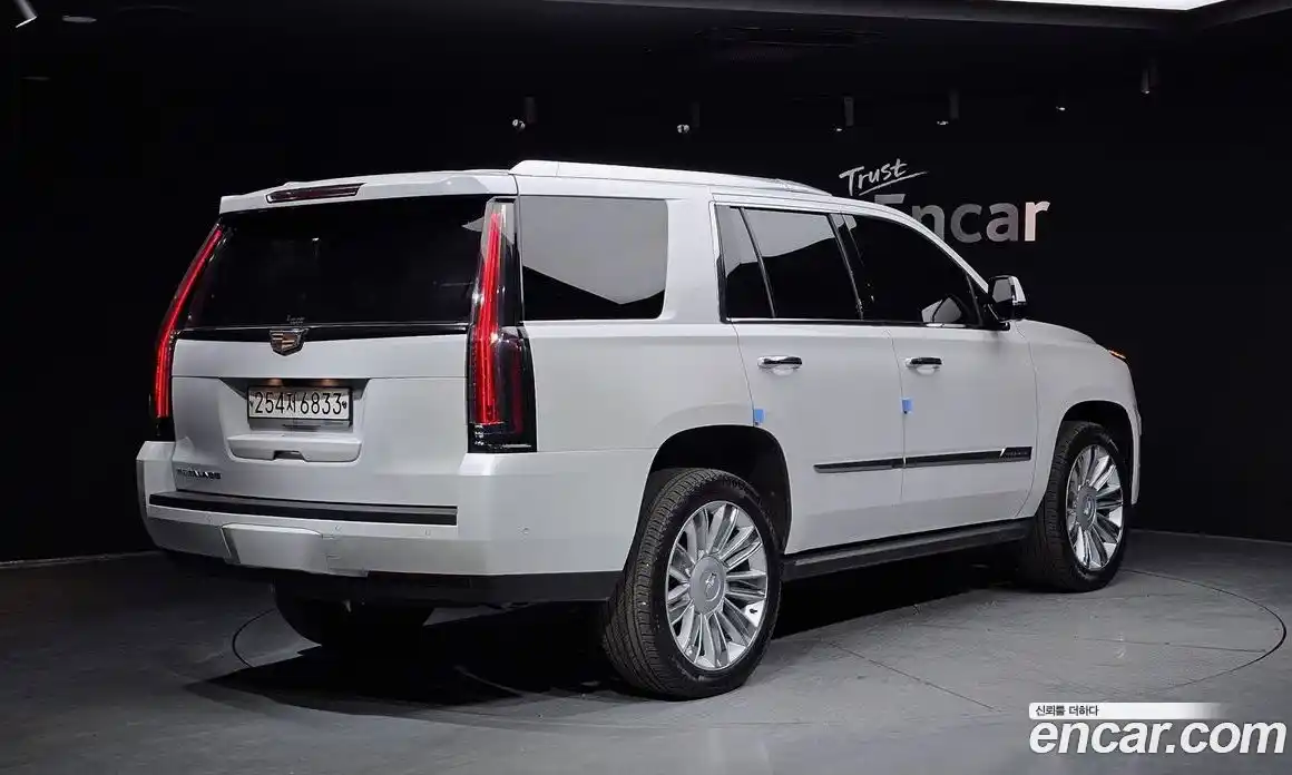 Cadillac Escalade 2019 6.2 Автомат в Москве № 306571, фото 11