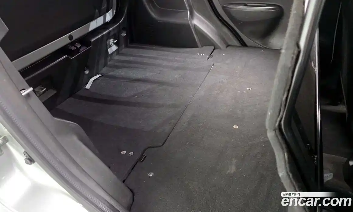 Chevrolet Spark 2018 1.0 Автомат в Москве № 309050, фото 12