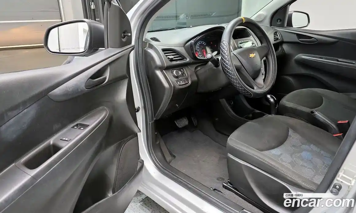 Chevrolet Spark 2018 1.0 Автомат в Москве № 309050, фото 4