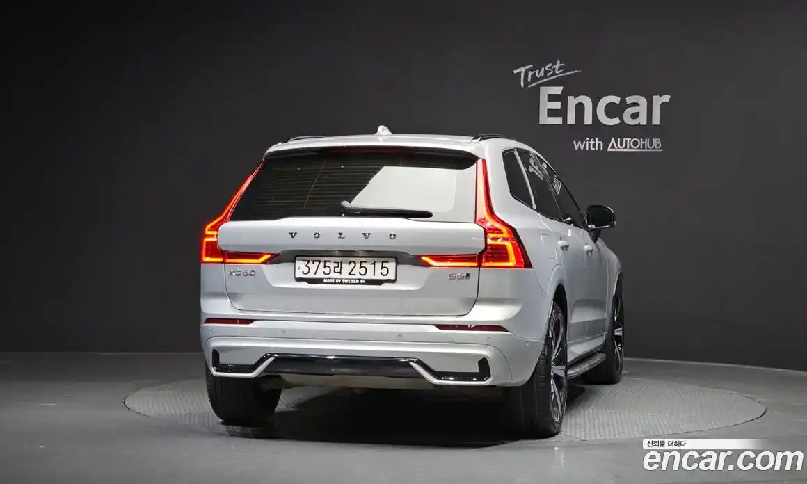 Volvo XC60 2022 2.0 Автомат в Москве № 312621, фото 18