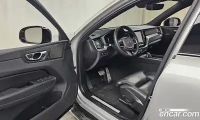 Volvo XC60 2022 2.0 Автомат в Москве № 312621, миниатюра 8