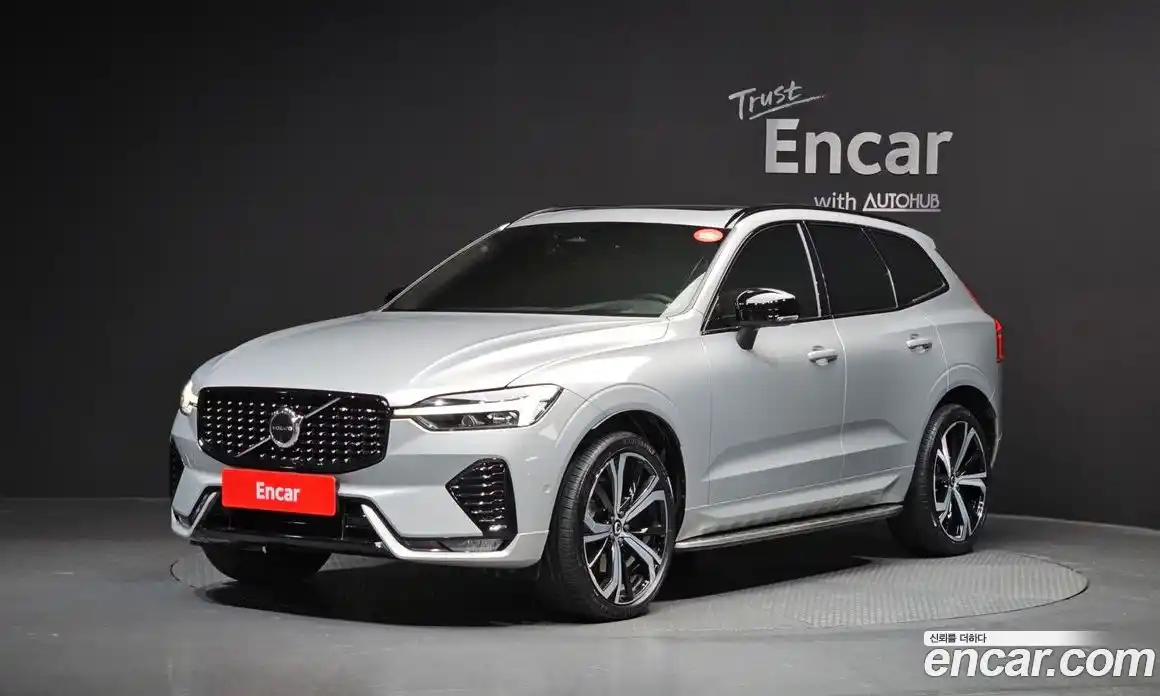 Volvo XC60 2022 2.0 Автомат в Москве № 312621, фото 9