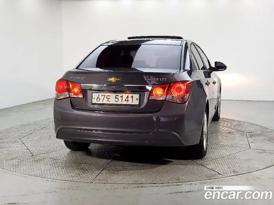 Chevrolet Cruze 2014 1.8 Автомат в Москве № 315264, фото 3