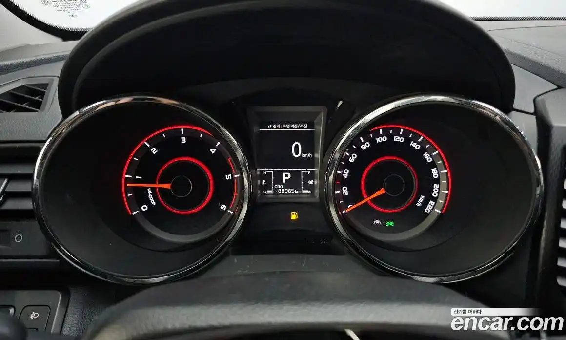 SsangYong TIBOLI 2018 1.6 Автомат в Москве № 32021, фото 10