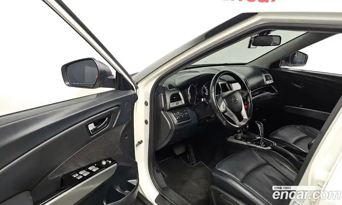 SsangYong TIBOLI 2015 1.6 Автомат в Москве № 32118, фото 10