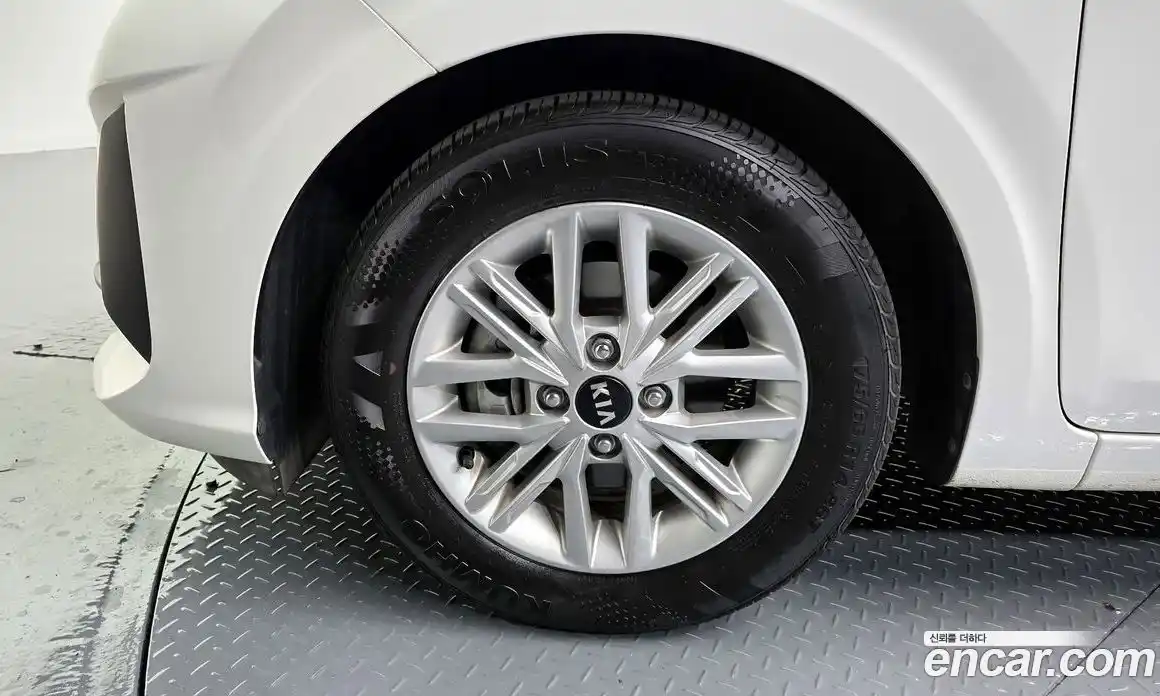 Kia Morning 2021 1.0 Автомат в Москве № 321651, фото 4