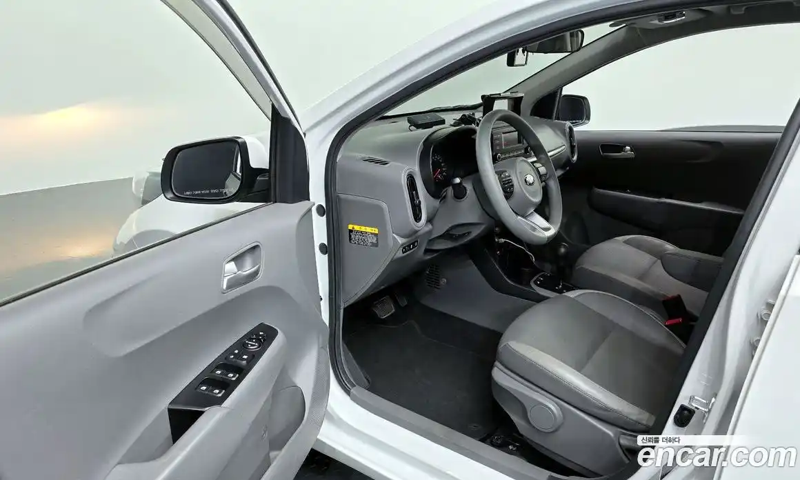 Kia Morning 2021 1.0 Автомат в Москве № 321651, фото 9