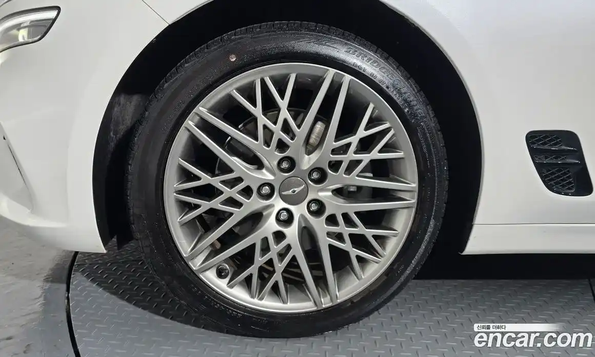 Genesis G70 2022 2.0 Автомат в Москве № 322444, фото 11