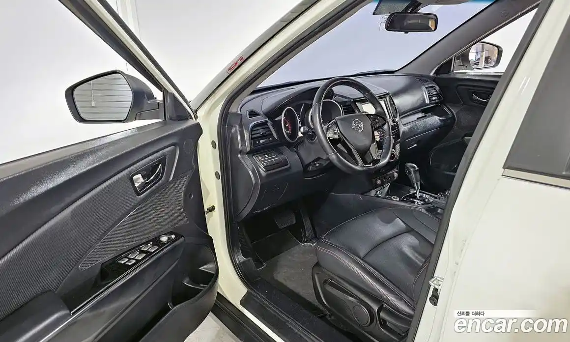 SsangYong TIBOLI 2016 1.6 Автомат в Москве № 32923, фото 9