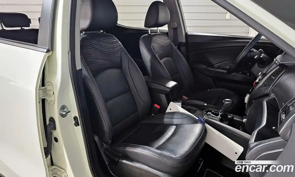 SsangYong TIBOLI 2016 1.6 Автомат в Москве № 32923, фото 10