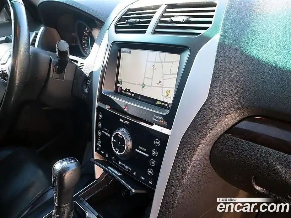 Ford Explorer 2012 3.5 Автомат в Москве № 331430, фото 11