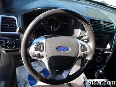 Ford Explorer 2012 3.5 Автомат в Москве № 331430, миниатюра 8