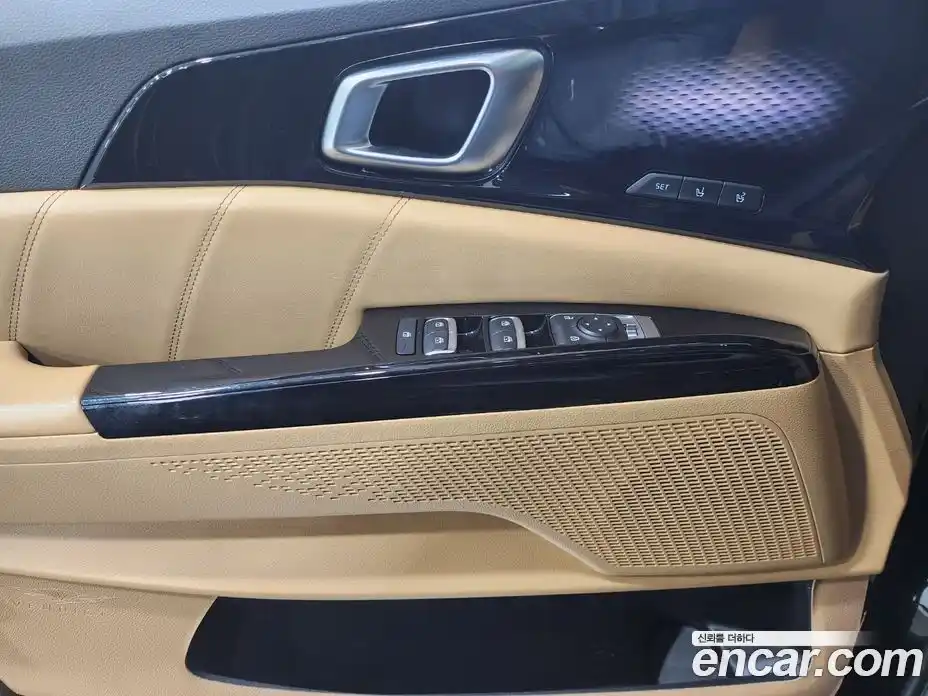 Kia Canival 2022 2.2 Автомат в Москве № 338075, фото 12