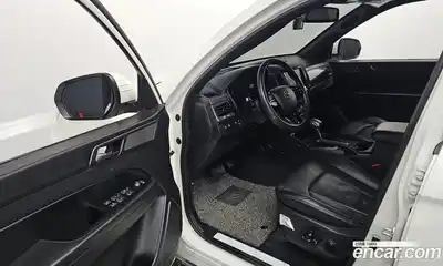 SsangYong Rexton 2023 2.2 Автомат в Москве № 33807, миниатюра 3