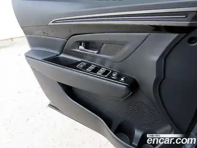 SsangYong Korando 2024 1.5 Автомат в Москве № 35832, миниатюра 11