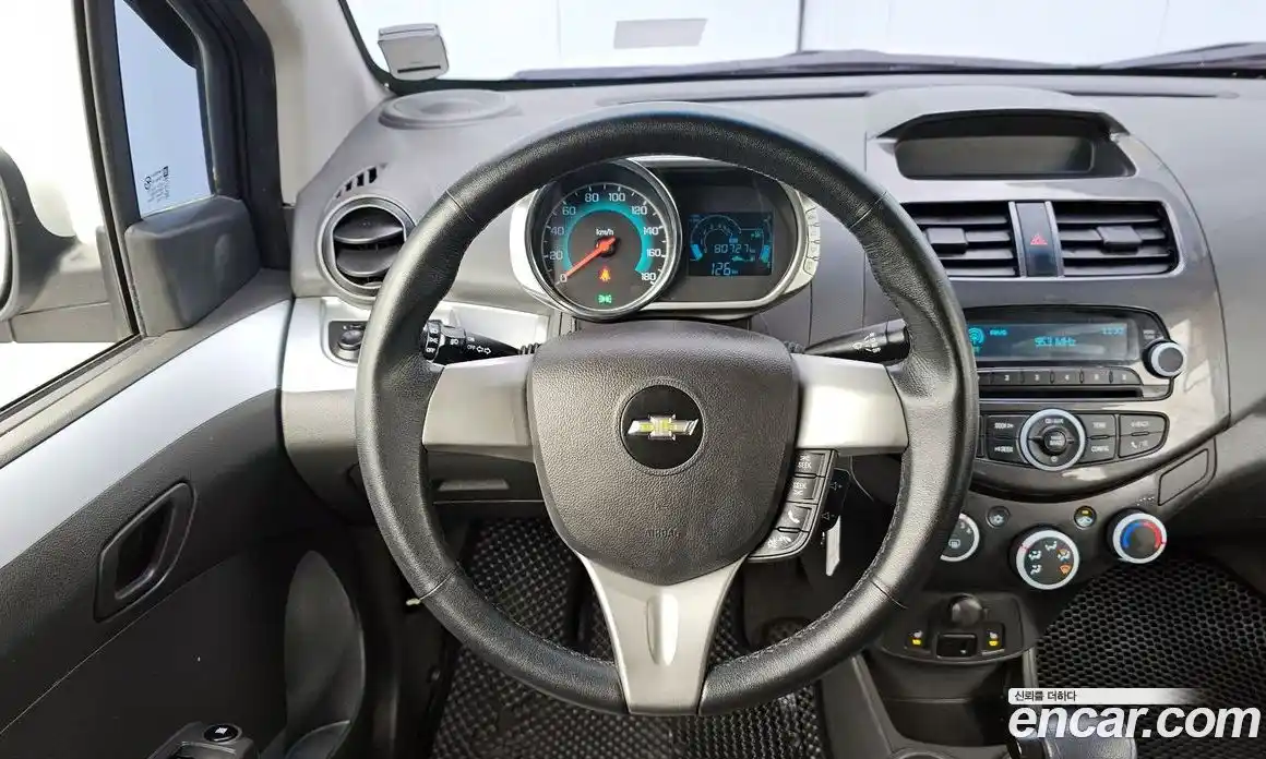 Chevrolet Spark 2014 1.0 Автомат в Москве № 36824, фото 16