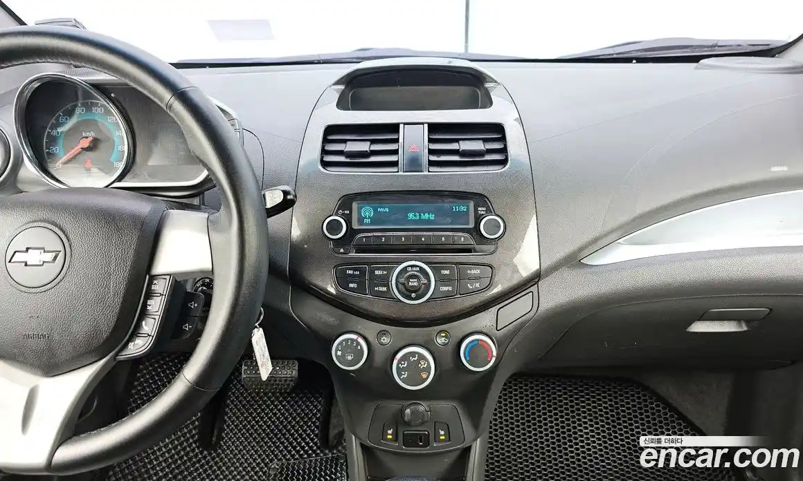 Chevrolet Spark 2014 1.0 Автомат в Москве № 36824, фото 17