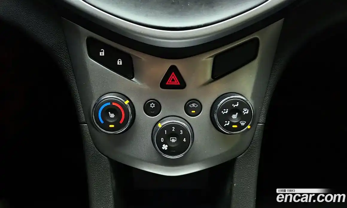 Chevrolet Aveo 2017 1.4 Механическая в Москве № 37368, фото 15