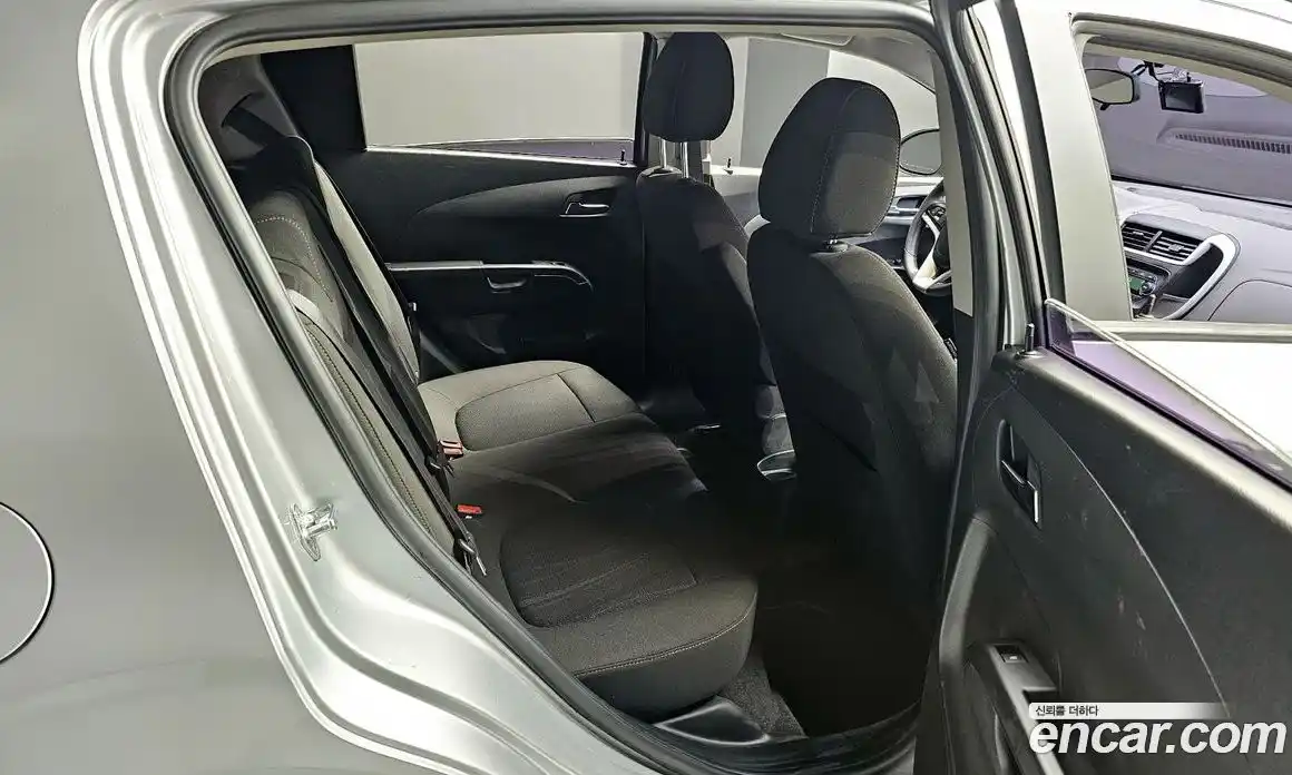 Chevrolet Aveo 2017 1.4 Механическая в Москве № 37368, фото 17