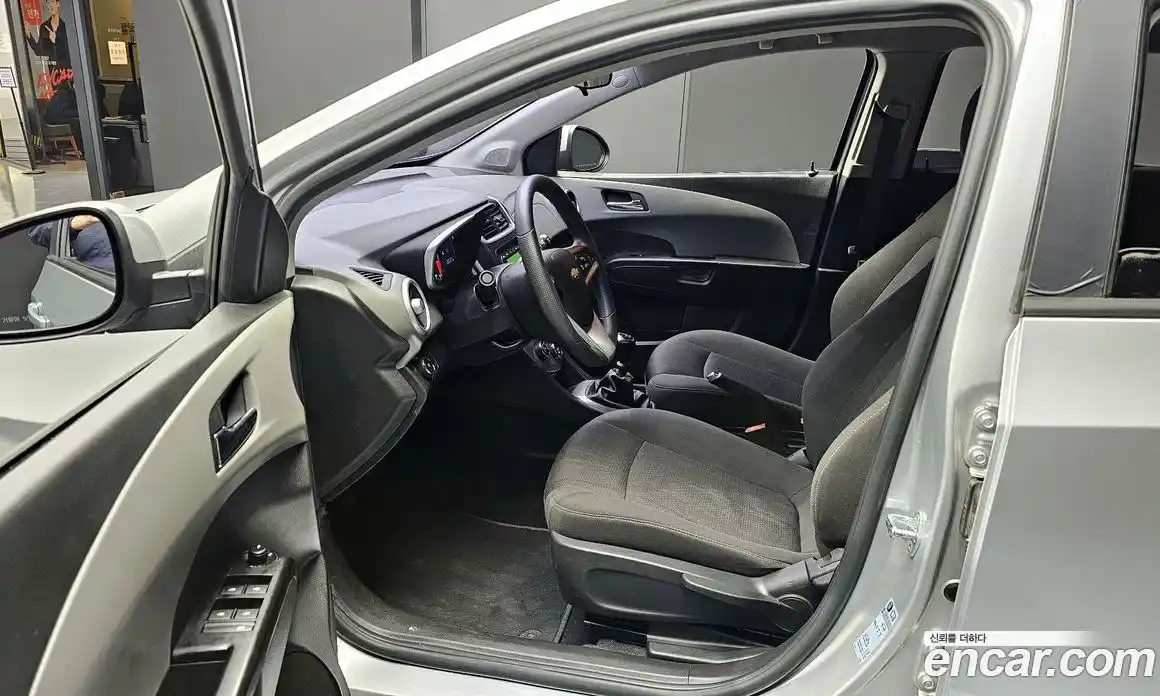 Chevrolet Aveo 2017 1.4 Механическая в Москве № 37368, фото 5